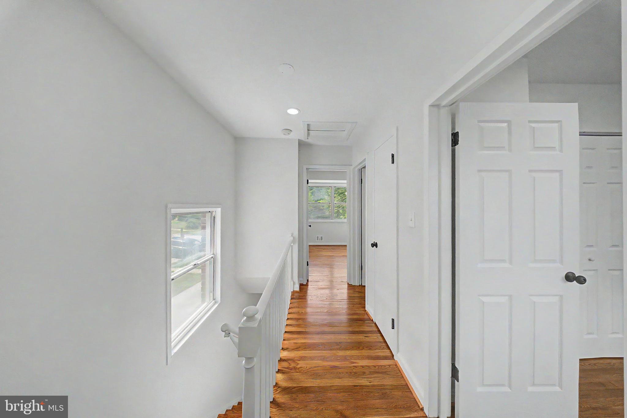 TEMPLE HILLS - Residential