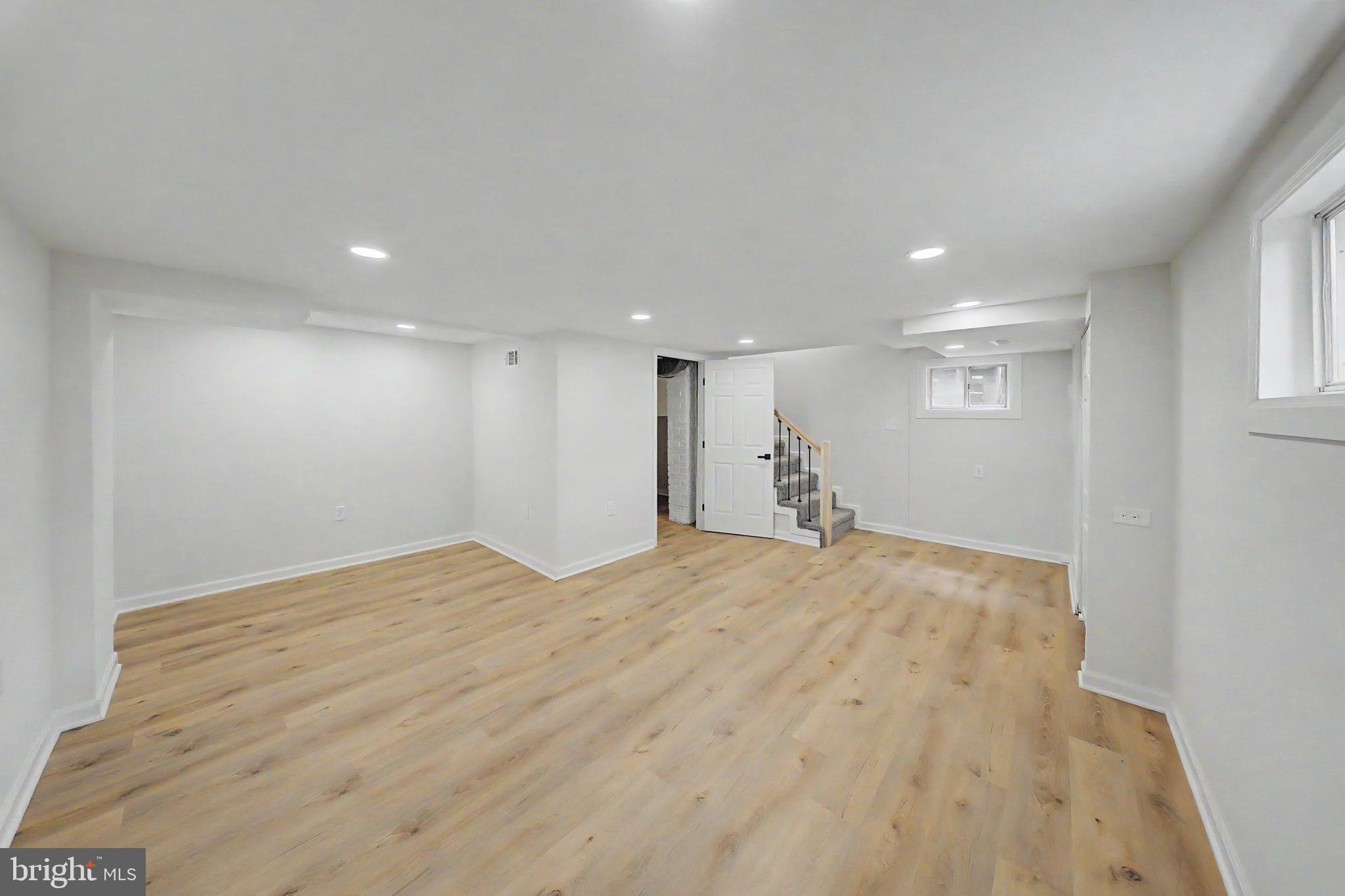 TEMPLE HILLS - Residential