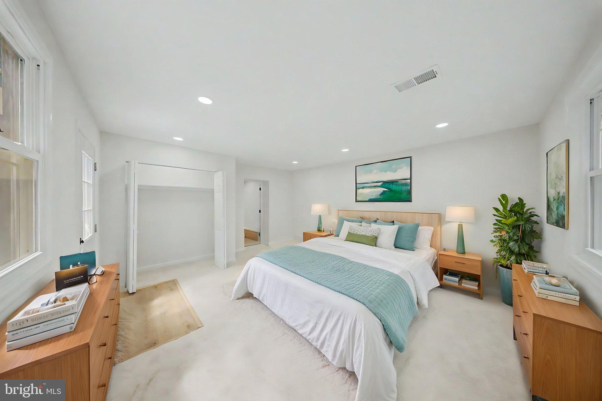 TEMPLE HILLS - Residential