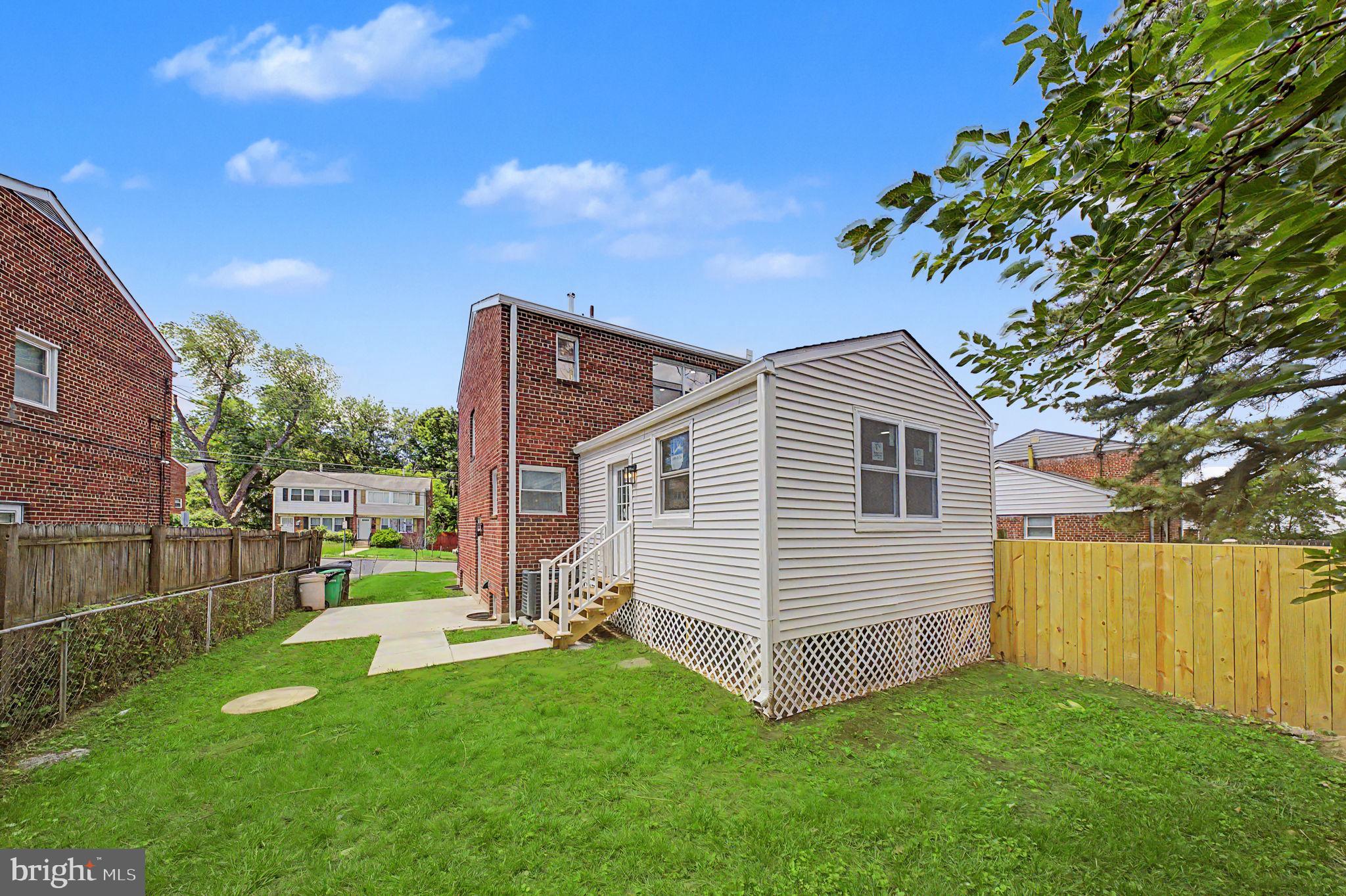 TEMPLE HILLS - Residential