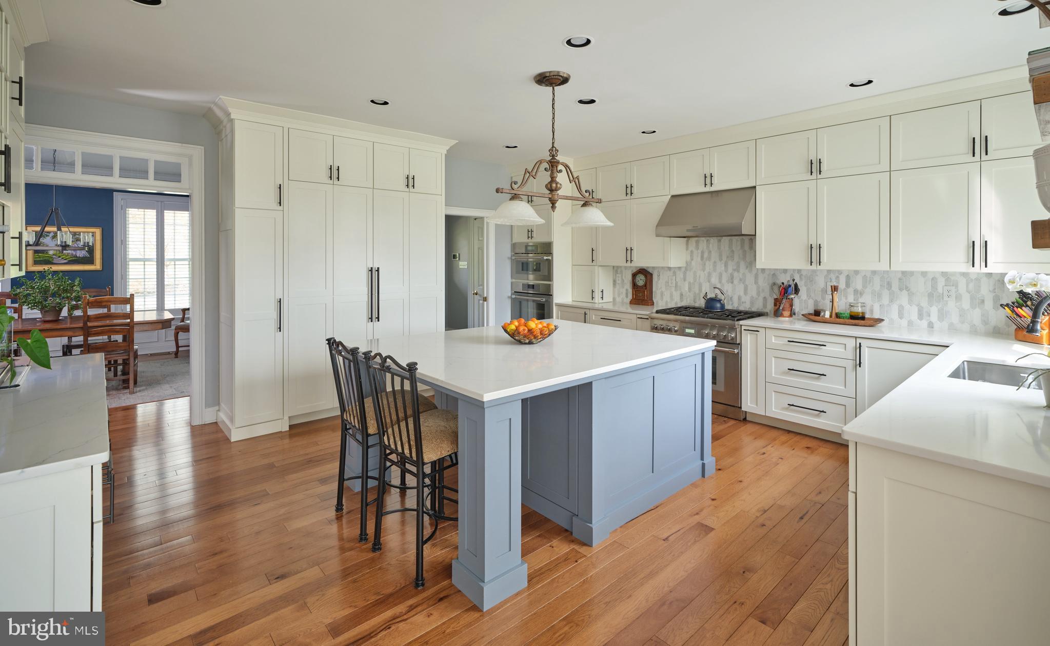 RIDGEVIEW FARMS - Residential