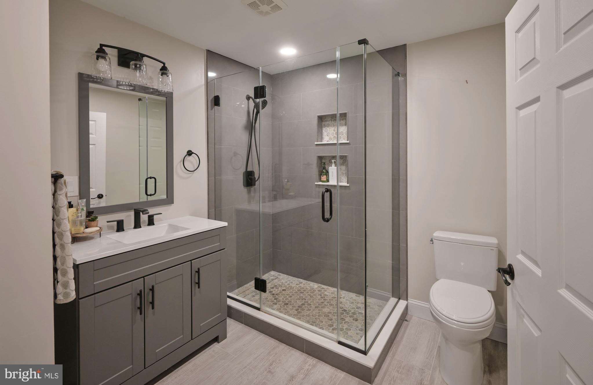 RIDGEVIEW FARMS - Residential