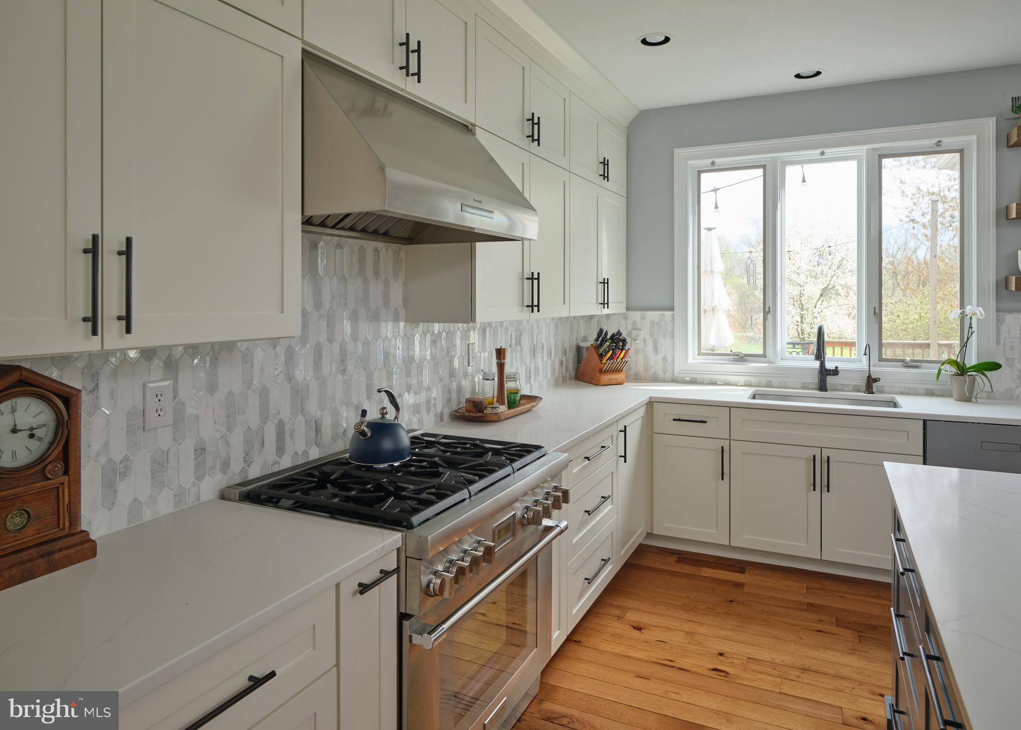 RIDGEVIEW FARMS - Residential