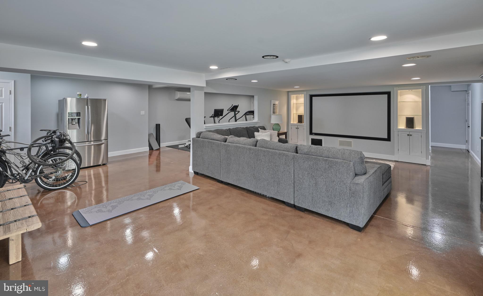 RIDGEVIEW FARMS - Residential