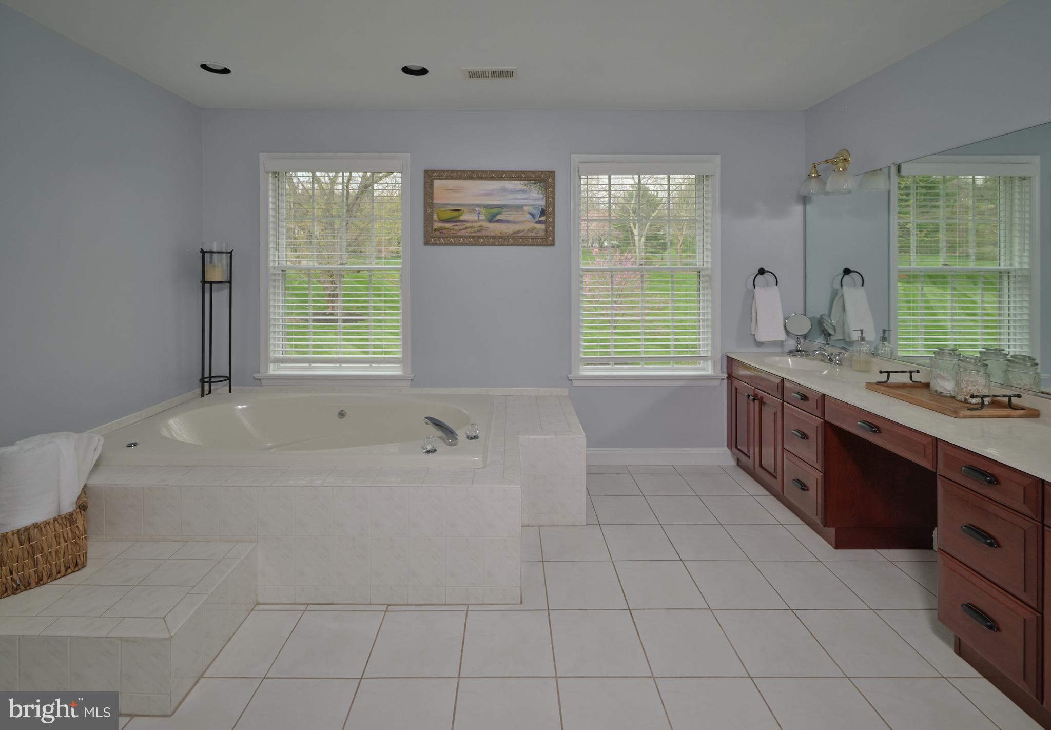 RIDGEVIEW FARMS - Residential