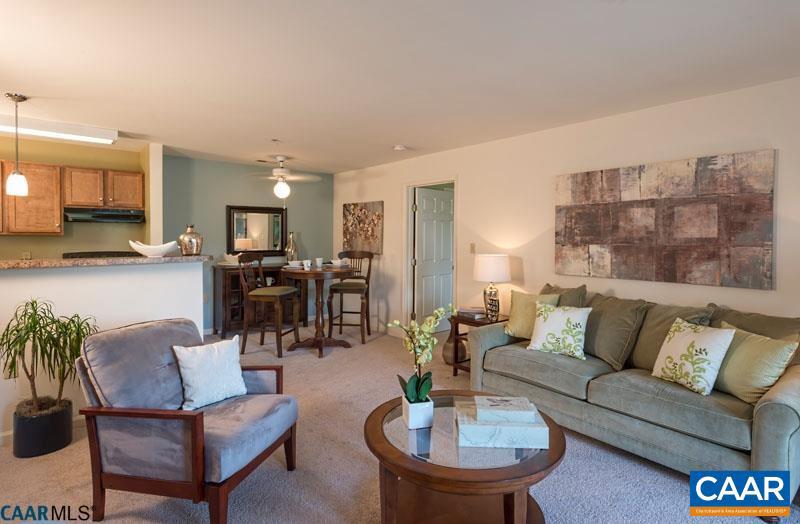 200 LAKE CLUB CT COURT