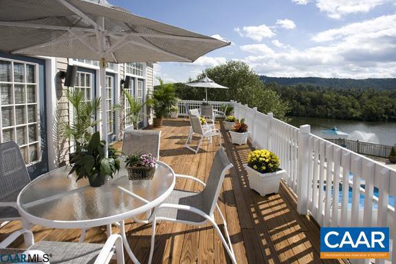 200 LAKE CLUB CT COURT