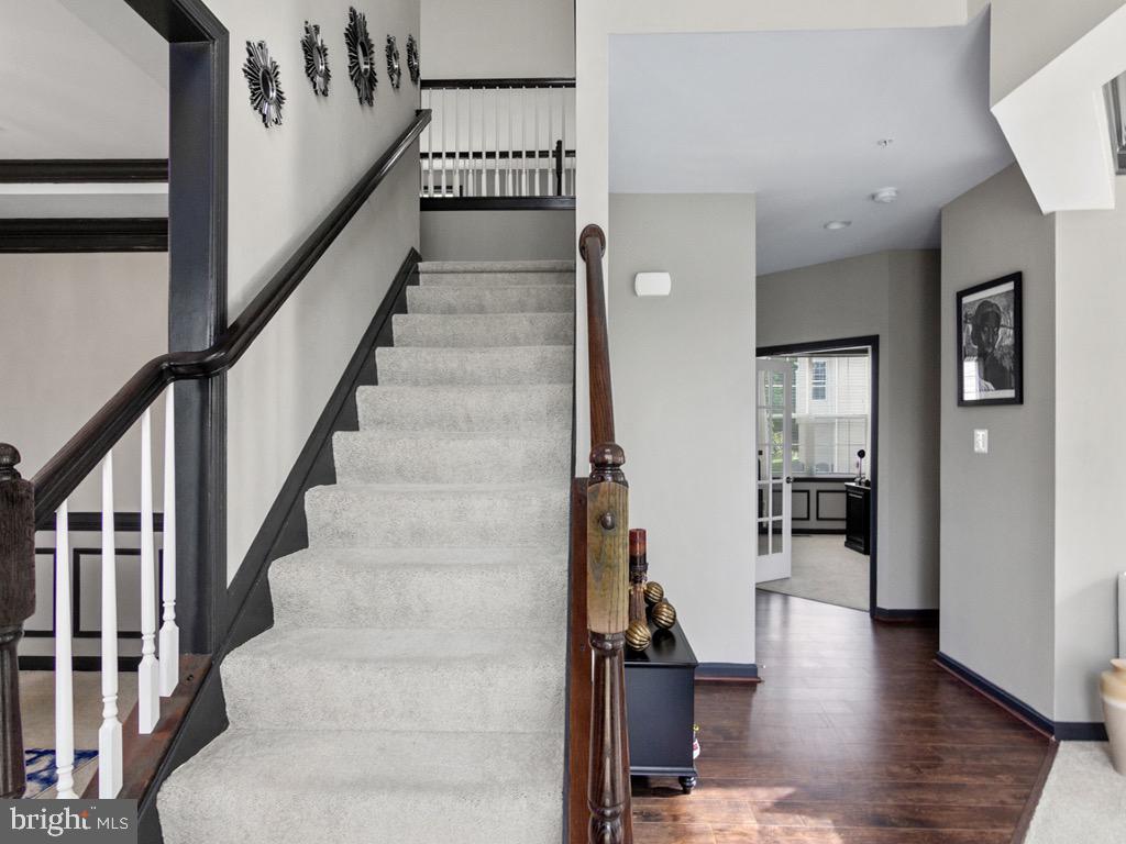 WALLACE LANDING - Residential