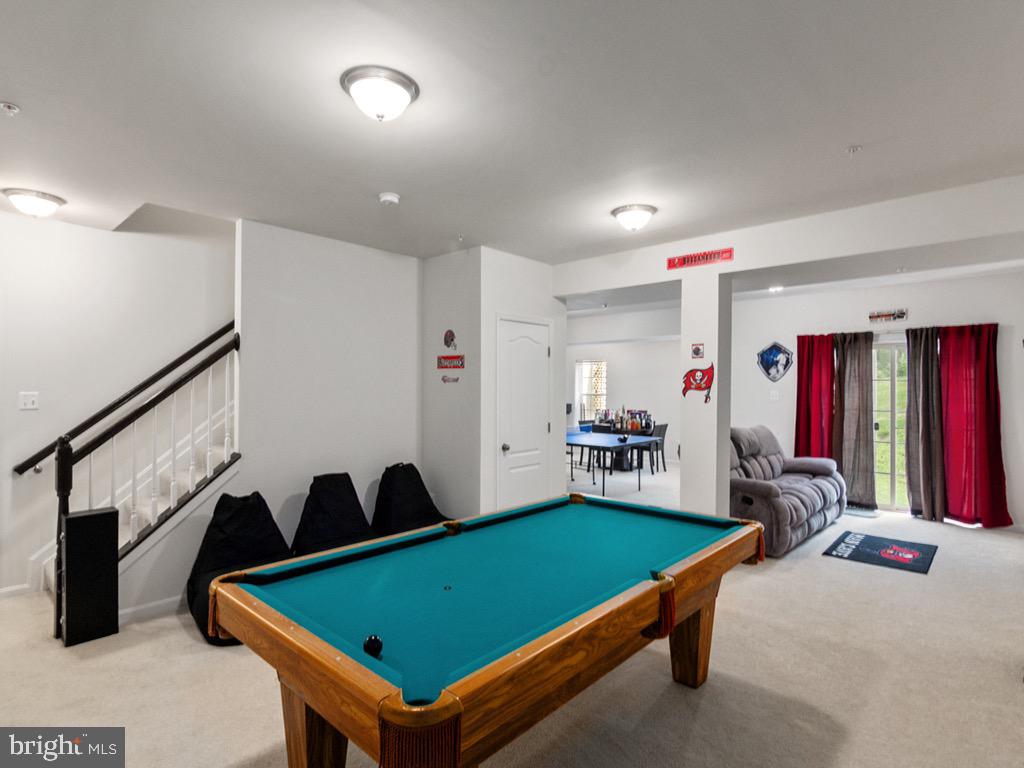 WALLACE LANDING - Residential