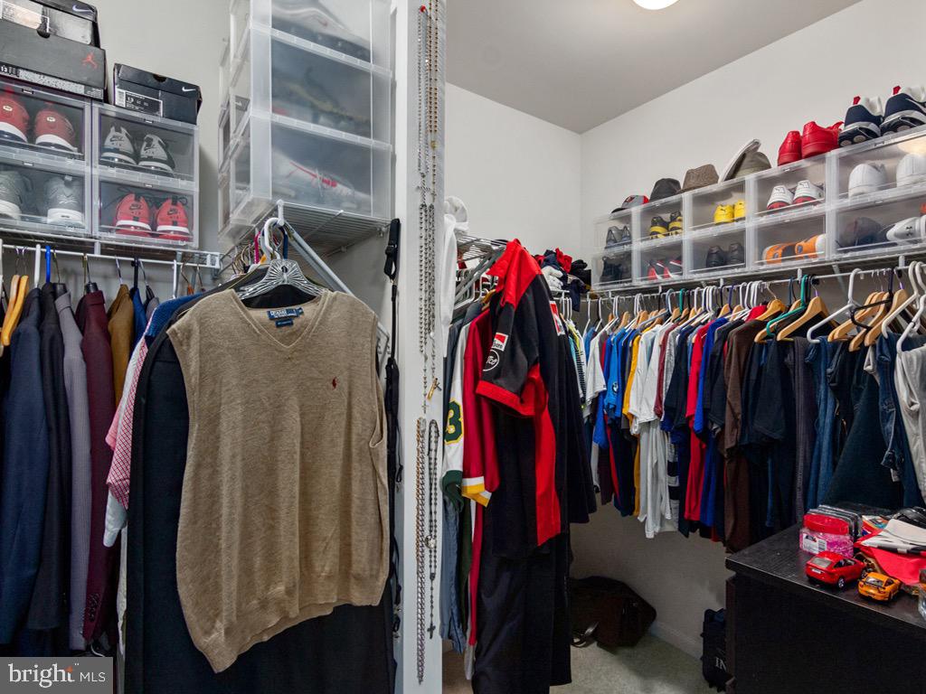 WALLACE LANDING - Residential