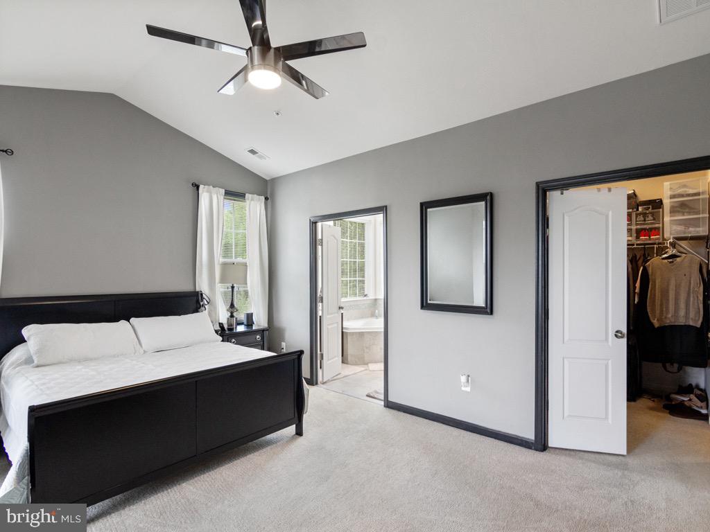 WALLACE LANDING - Residential