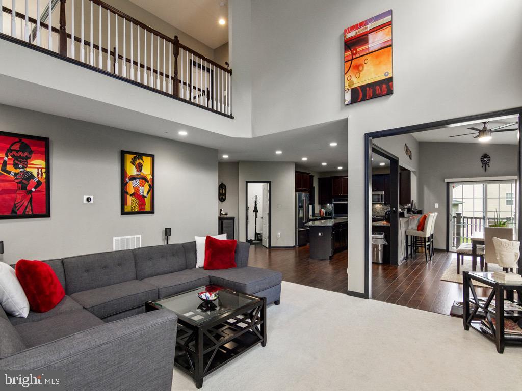 WALLACE LANDING - Residential