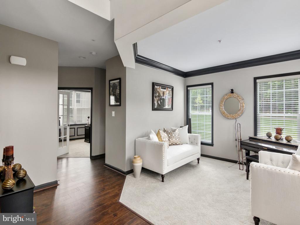 WALLACE LANDING - Residential