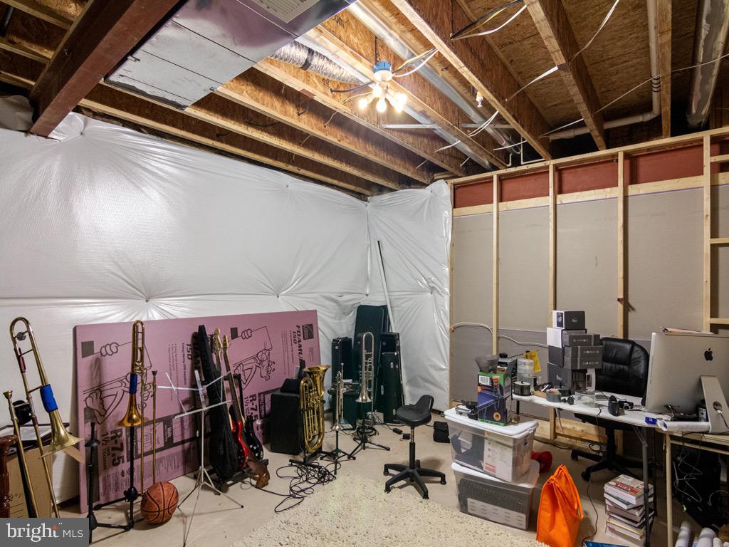 WALLACE LANDING - Residential