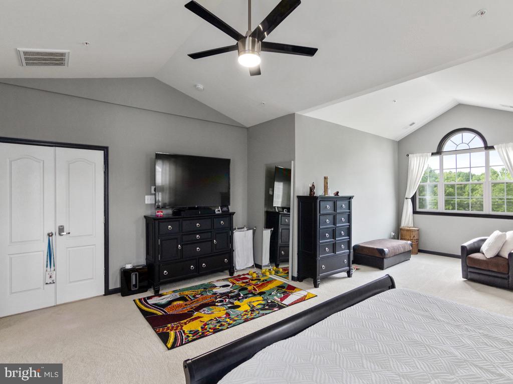 WALLACE LANDING - Residential