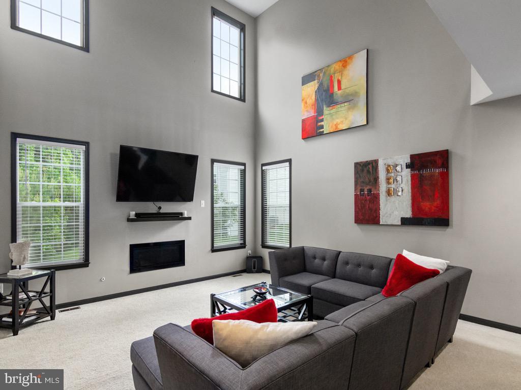 WALLACE LANDING - Residential