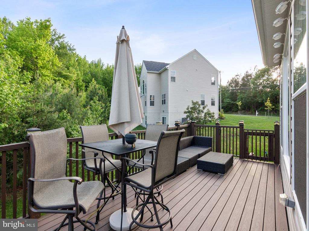 WALLACE LANDING - Residential