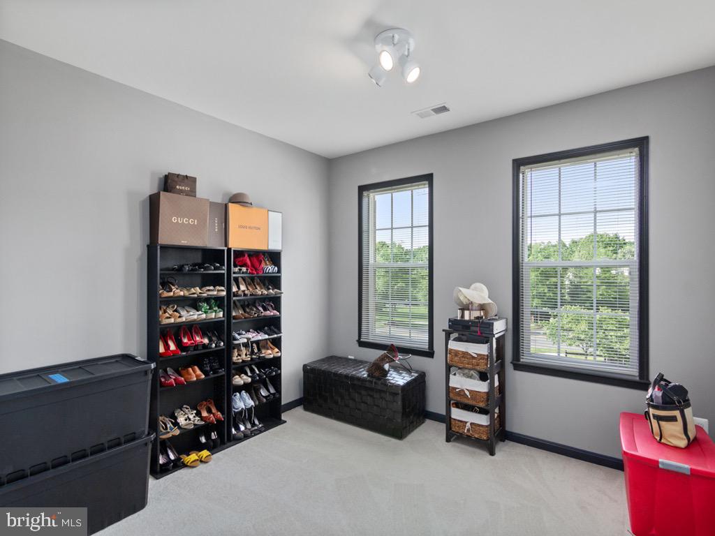 WALLACE LANDING - Residential