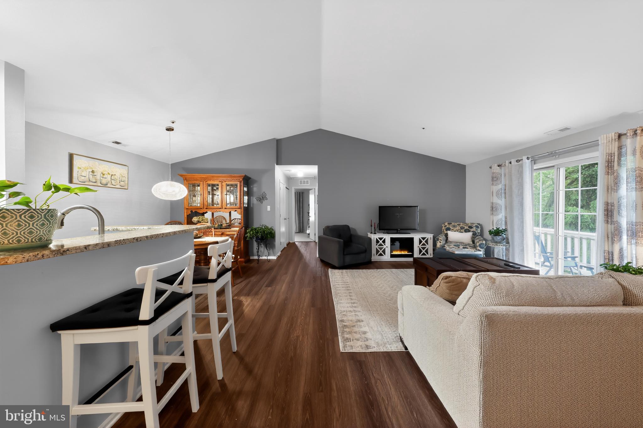146 CRESTMONT DRIVE
