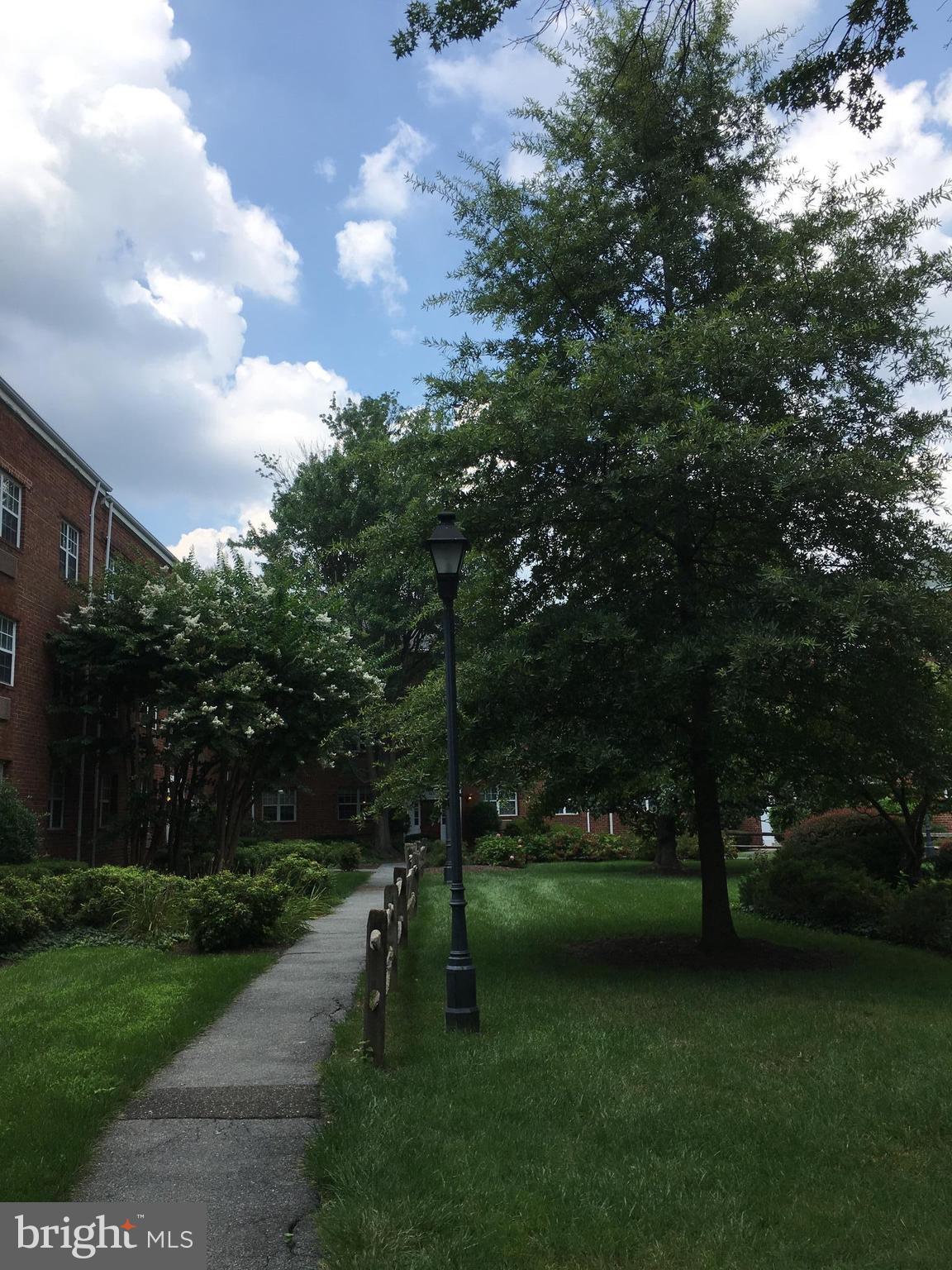 POTOWMACK CROSSING - Residential Lease