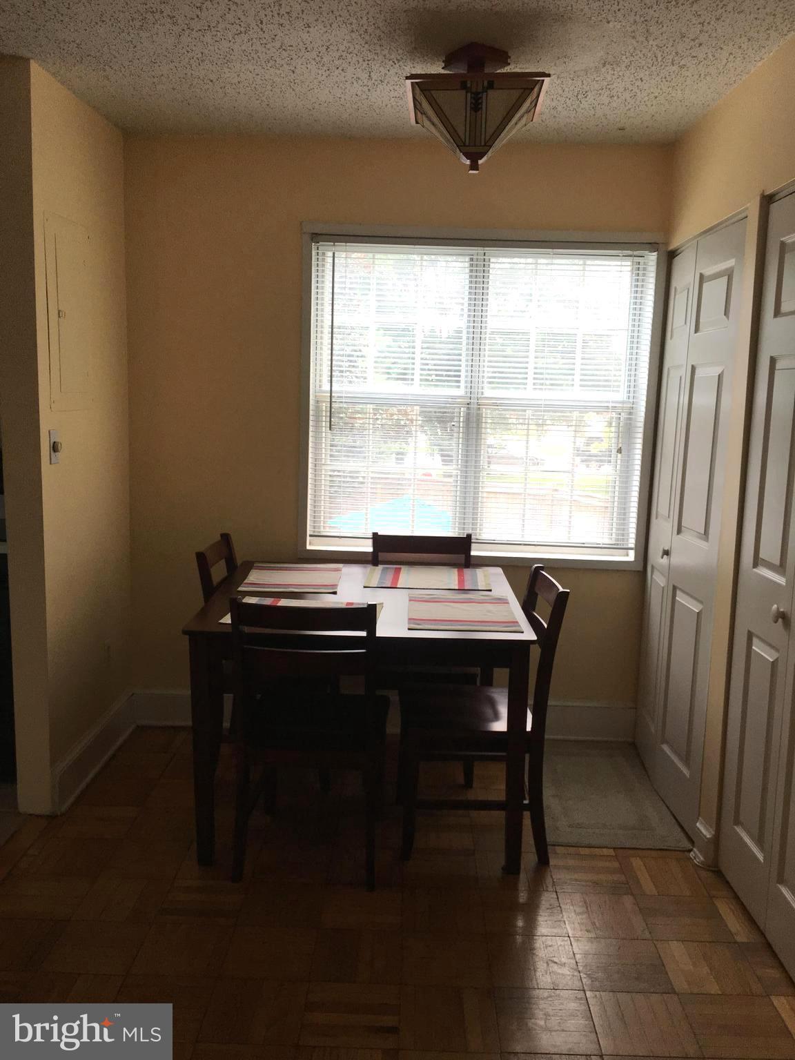 POTOWMACK CROSSING - Residential Lease