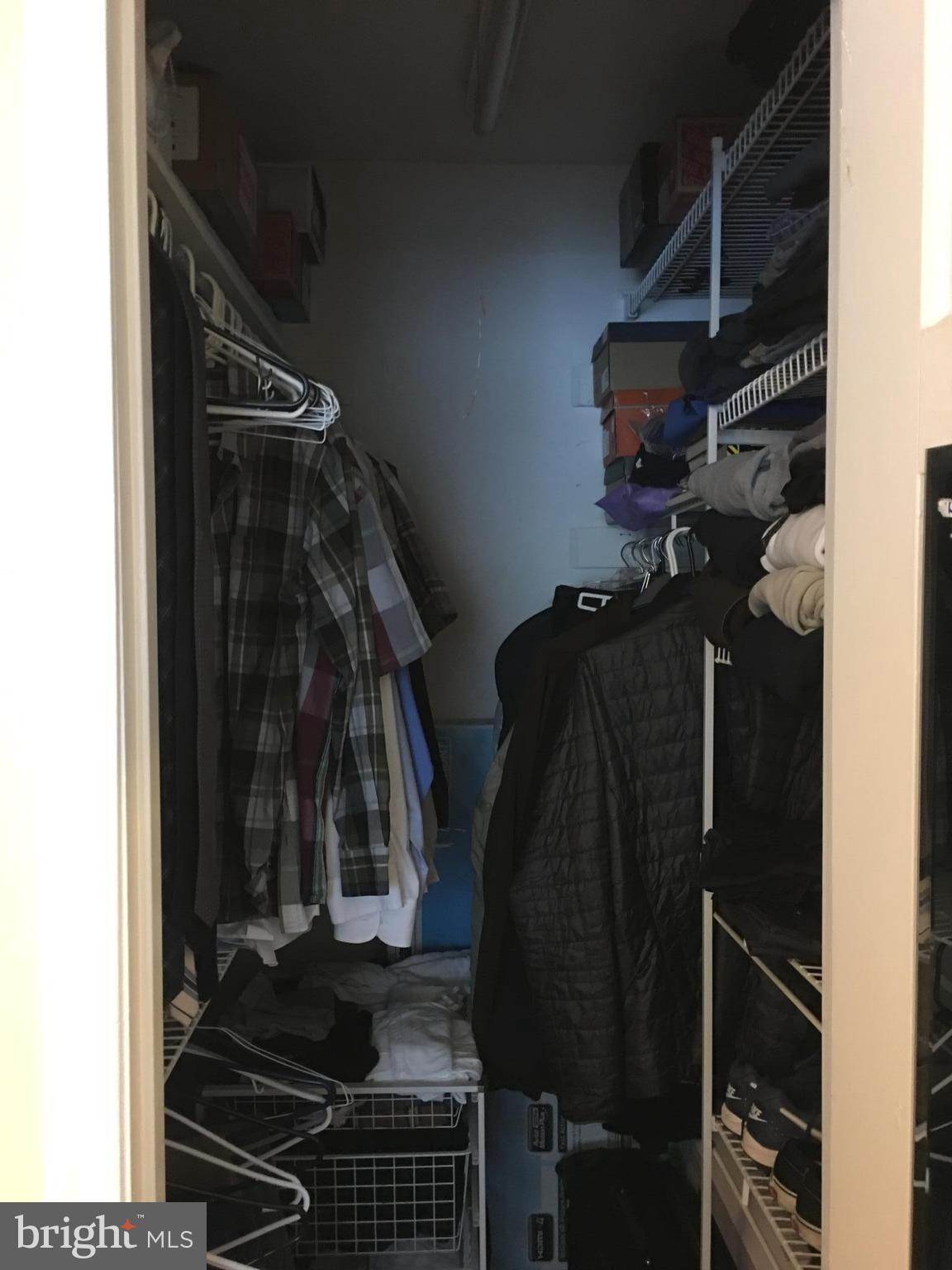 POTOWMACK CROSSING - Residential Lease