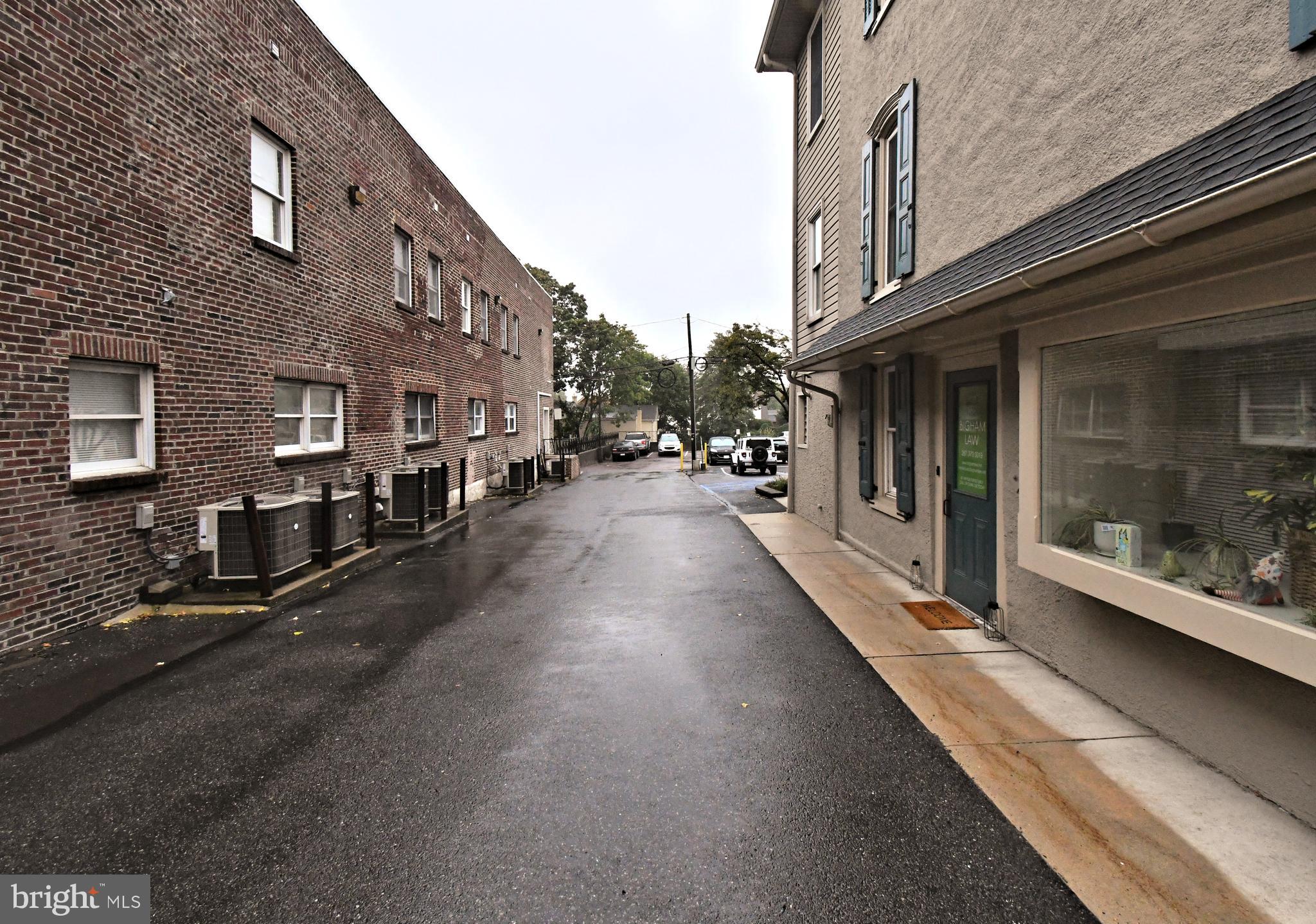206 N MAIN STREET