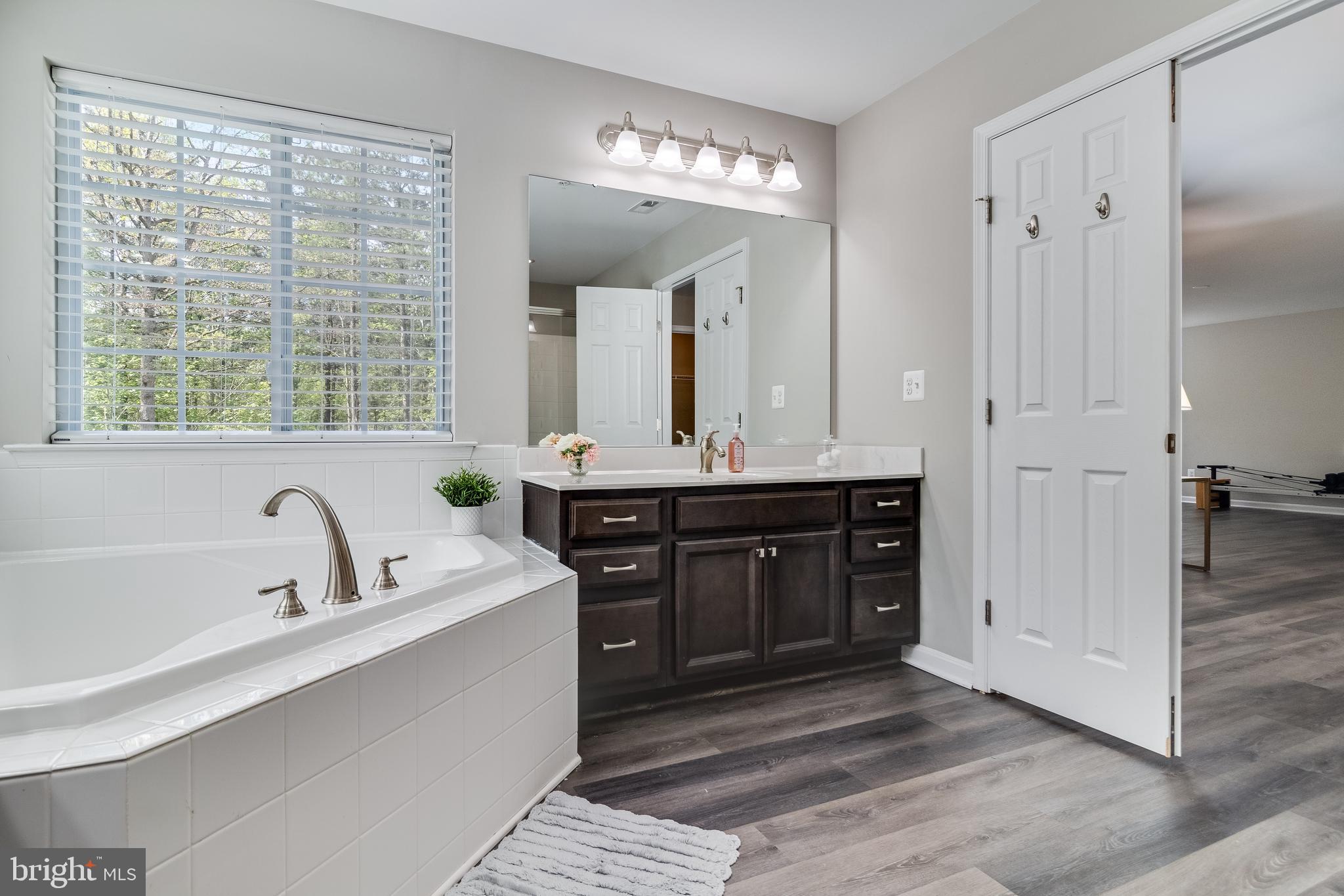 OLIVERS CROSSING - Residential