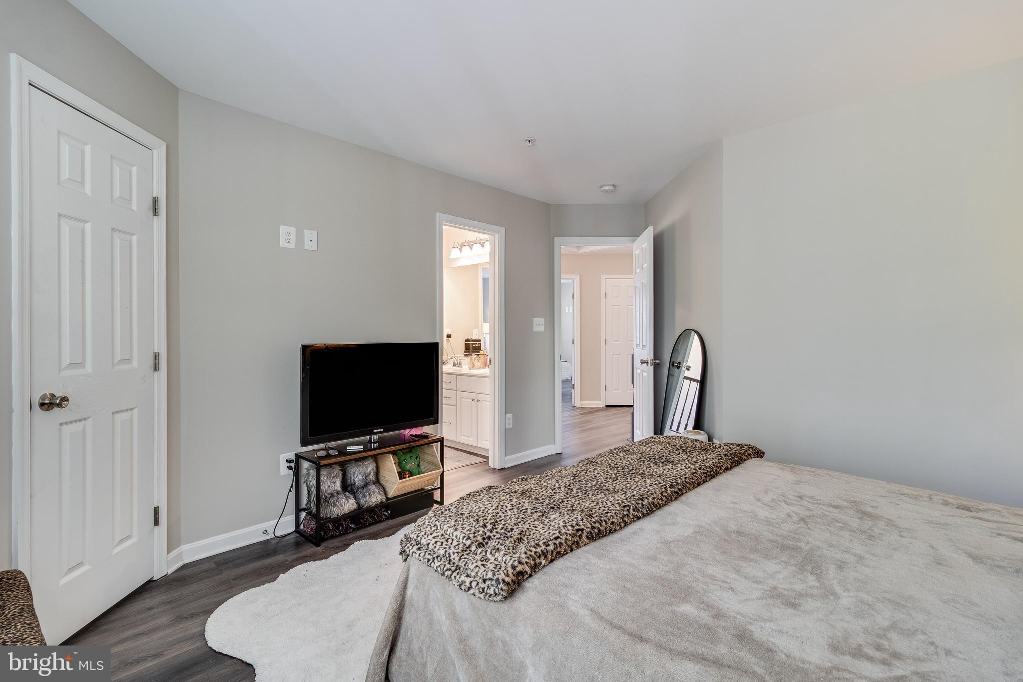 OLIVERS CROSSING - Residential