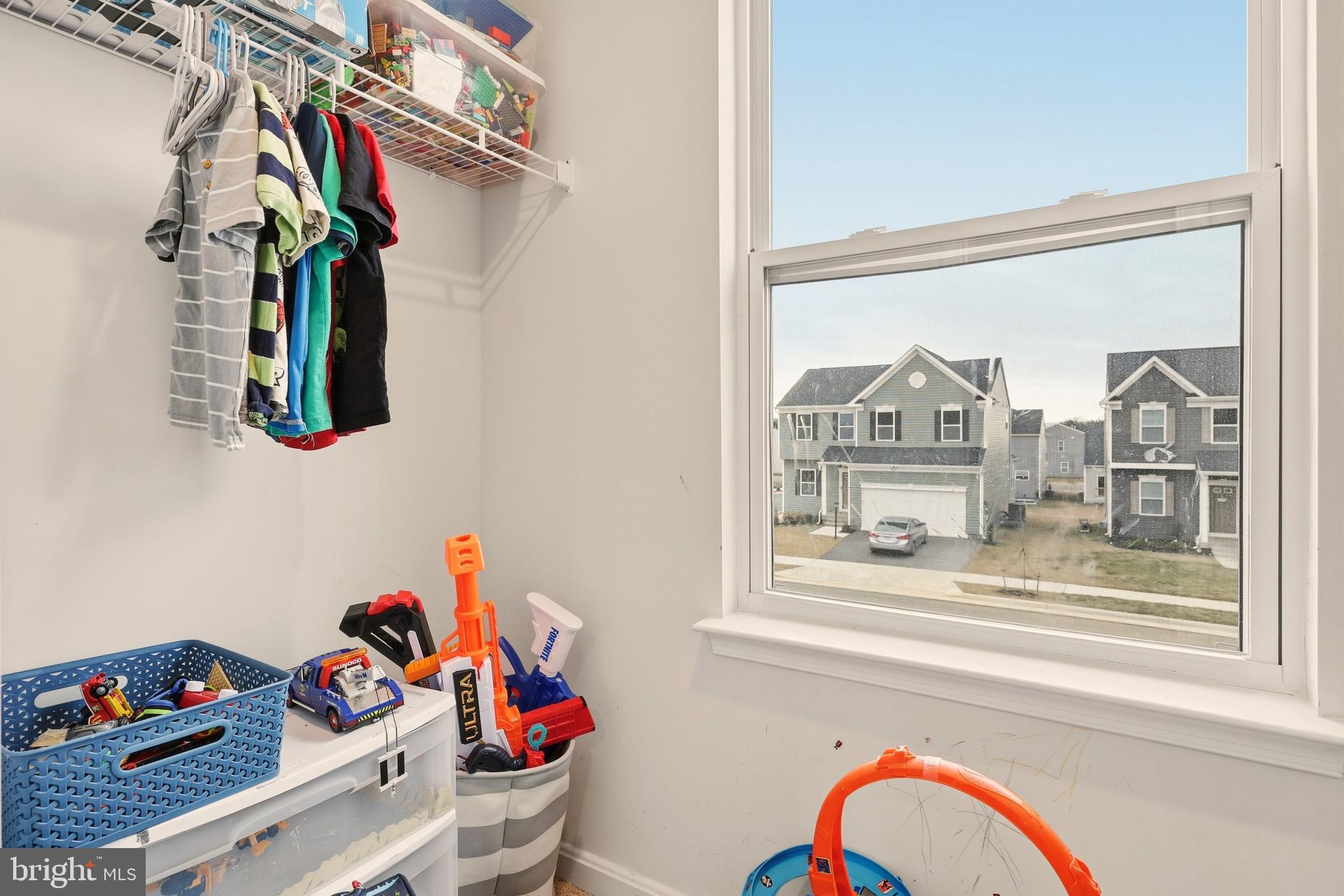 HUNTWELL WEST - Residential