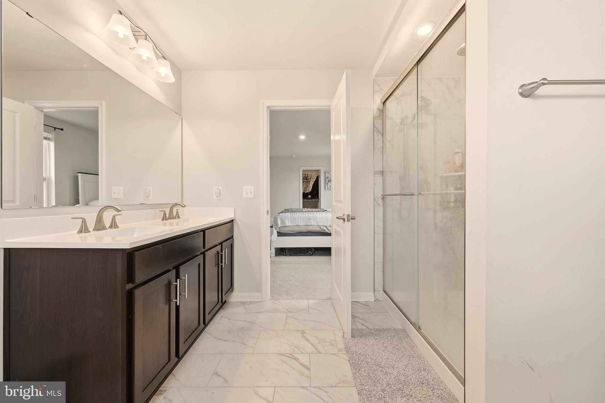 HUNTWELL WEST - Residential