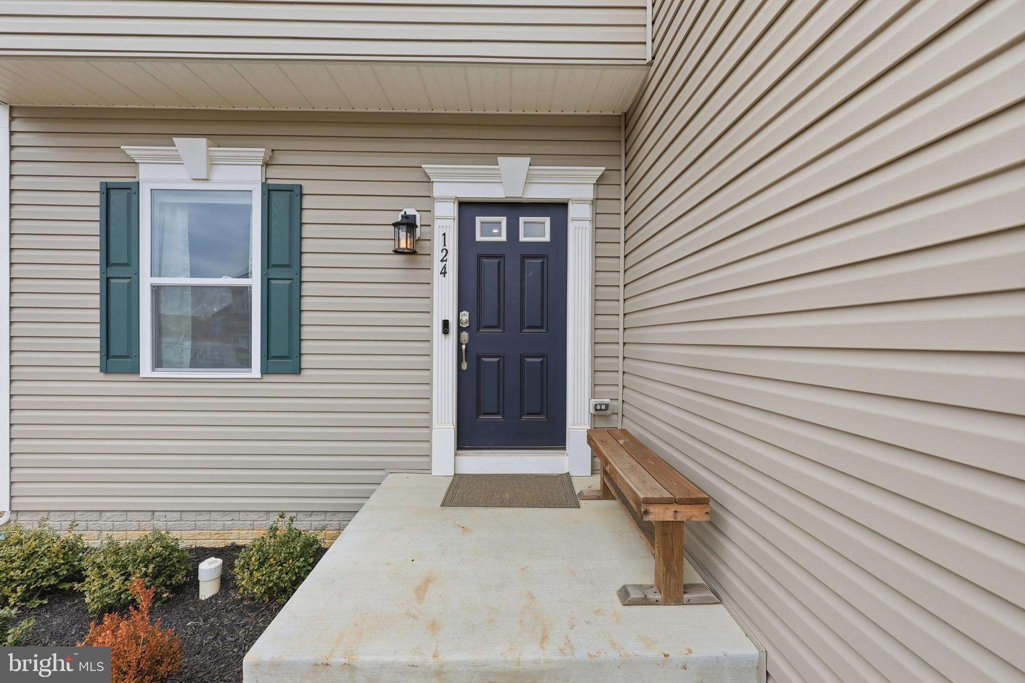 HUNTWELL WEST - Residential