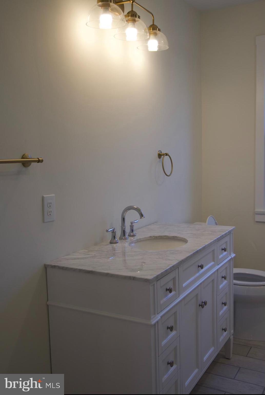 STONELEIGH - Residential Lease