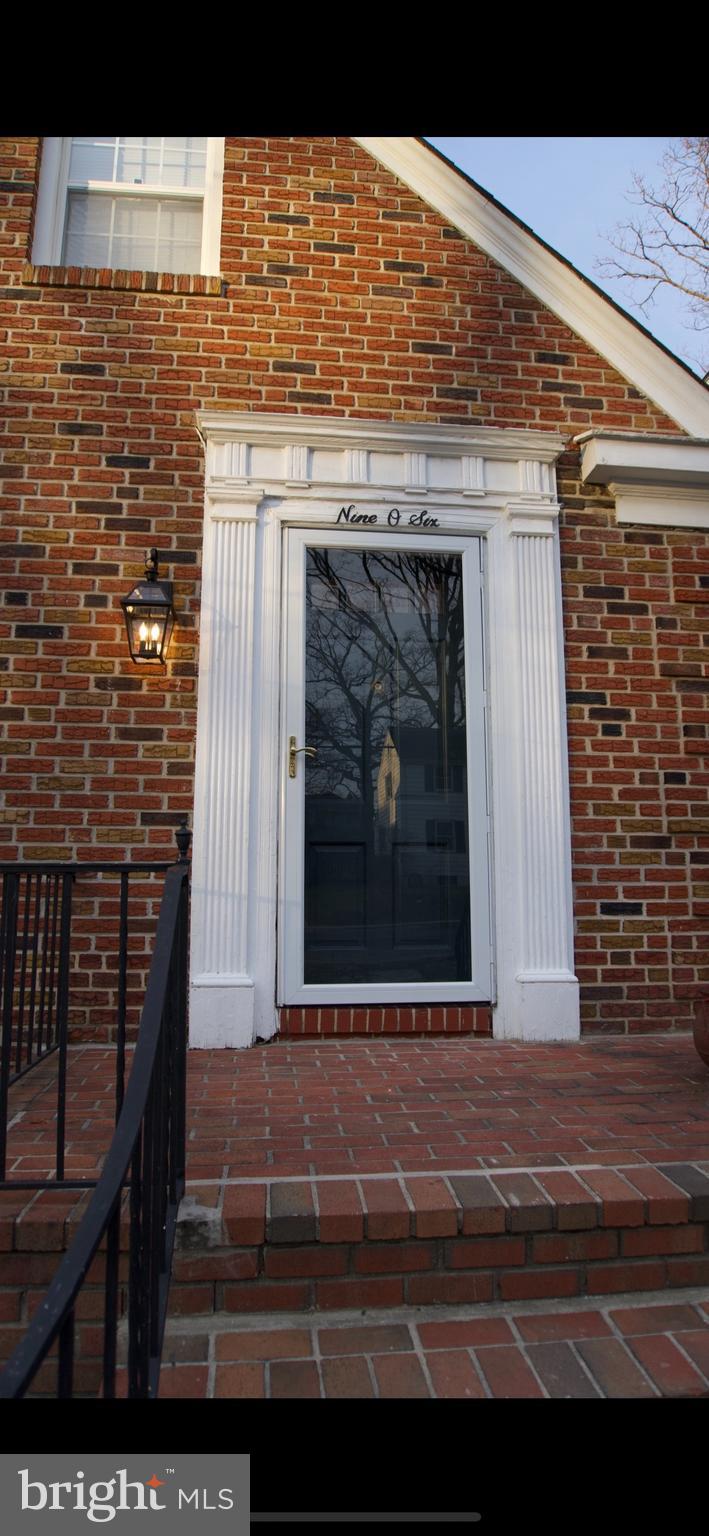 STONELEIGH - Residential Lease