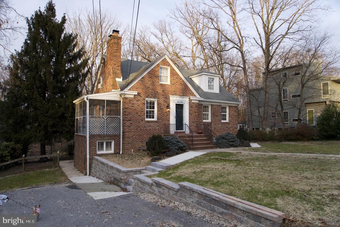 STONELEIGH - Residential Lease