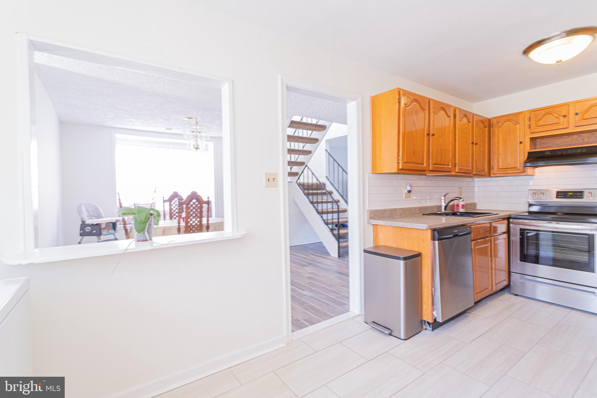 COVERSTONE SQUARE - Residential