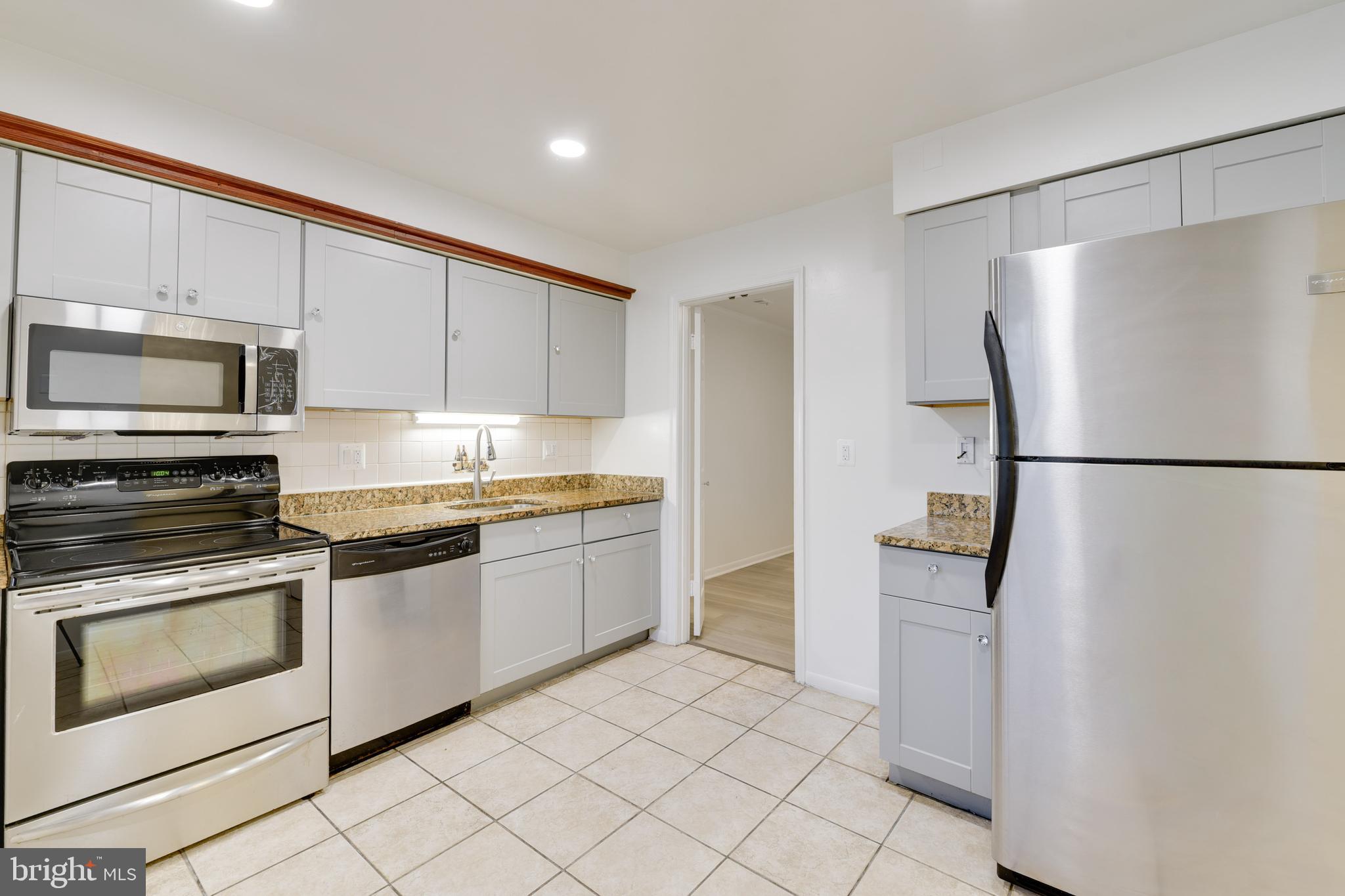 CANDLEWOOD - Residential