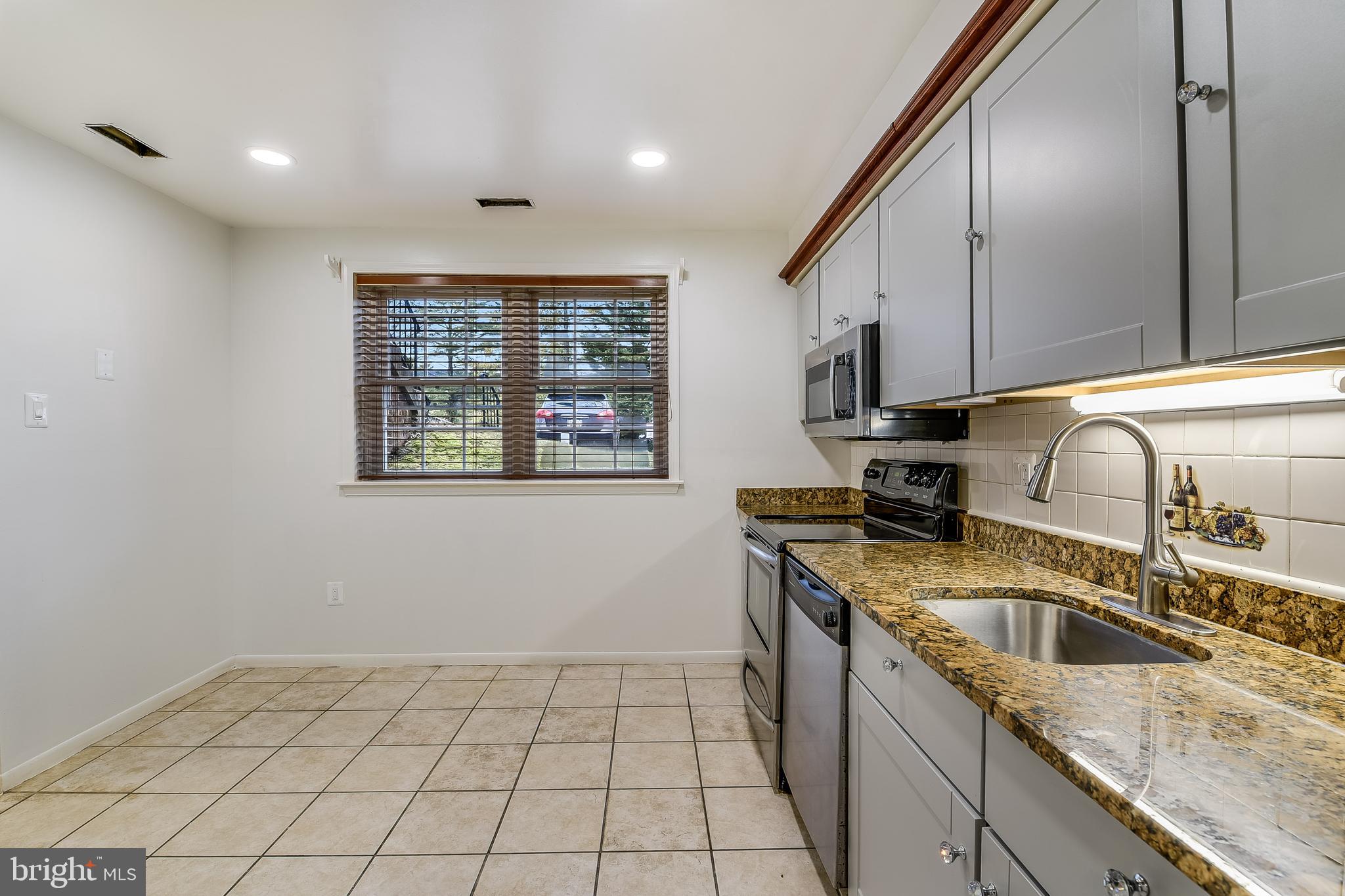 CANDLEWOOD - Residential