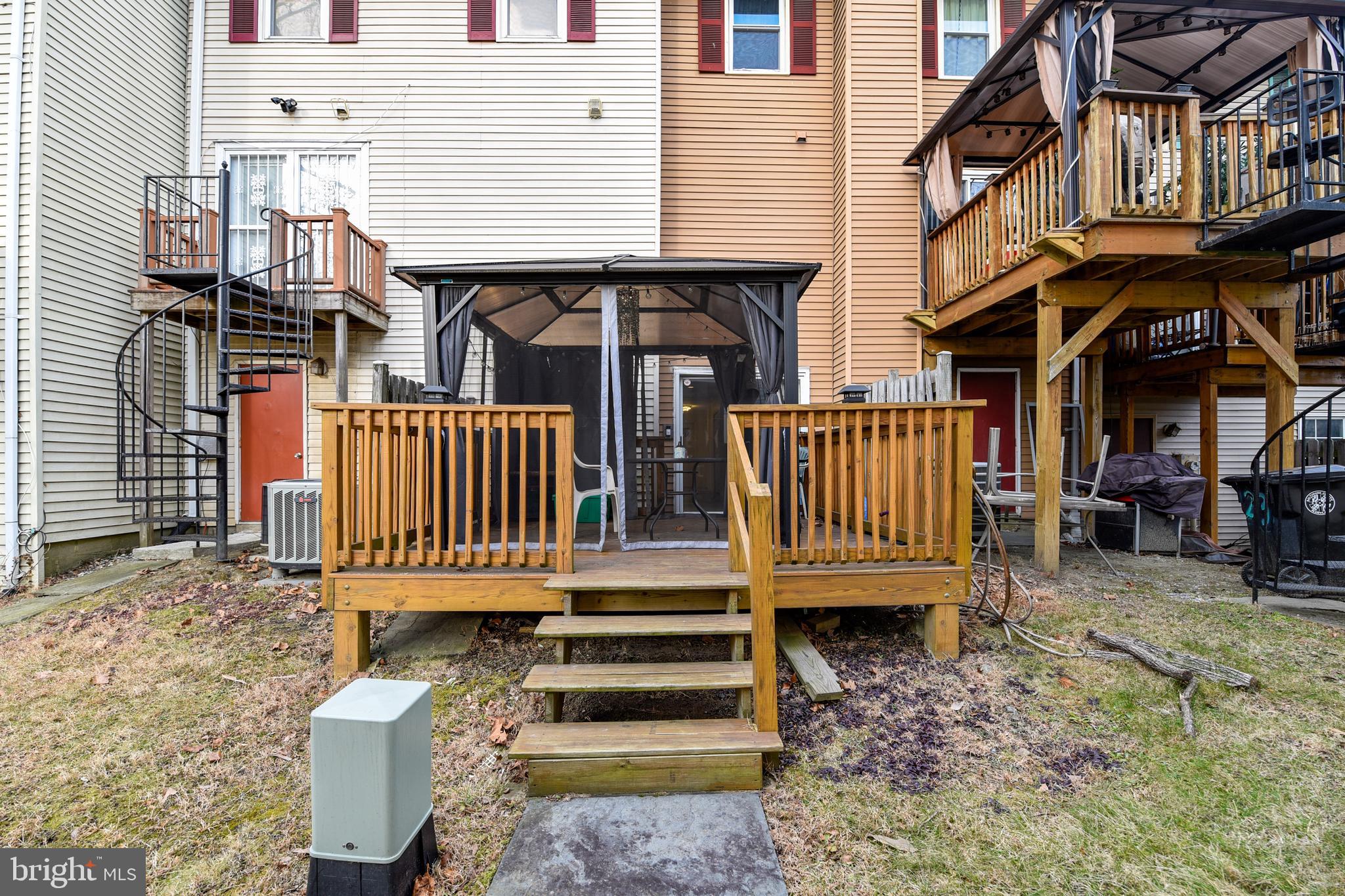 CANDLEWOOD - Residential