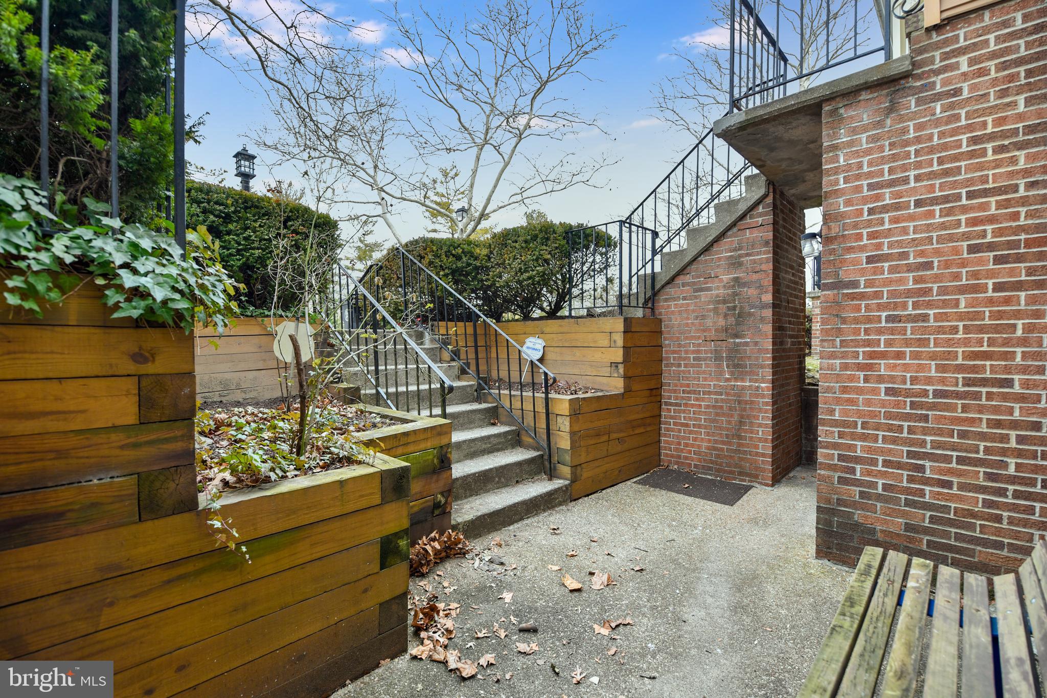 CANDLEWOOD - Residential