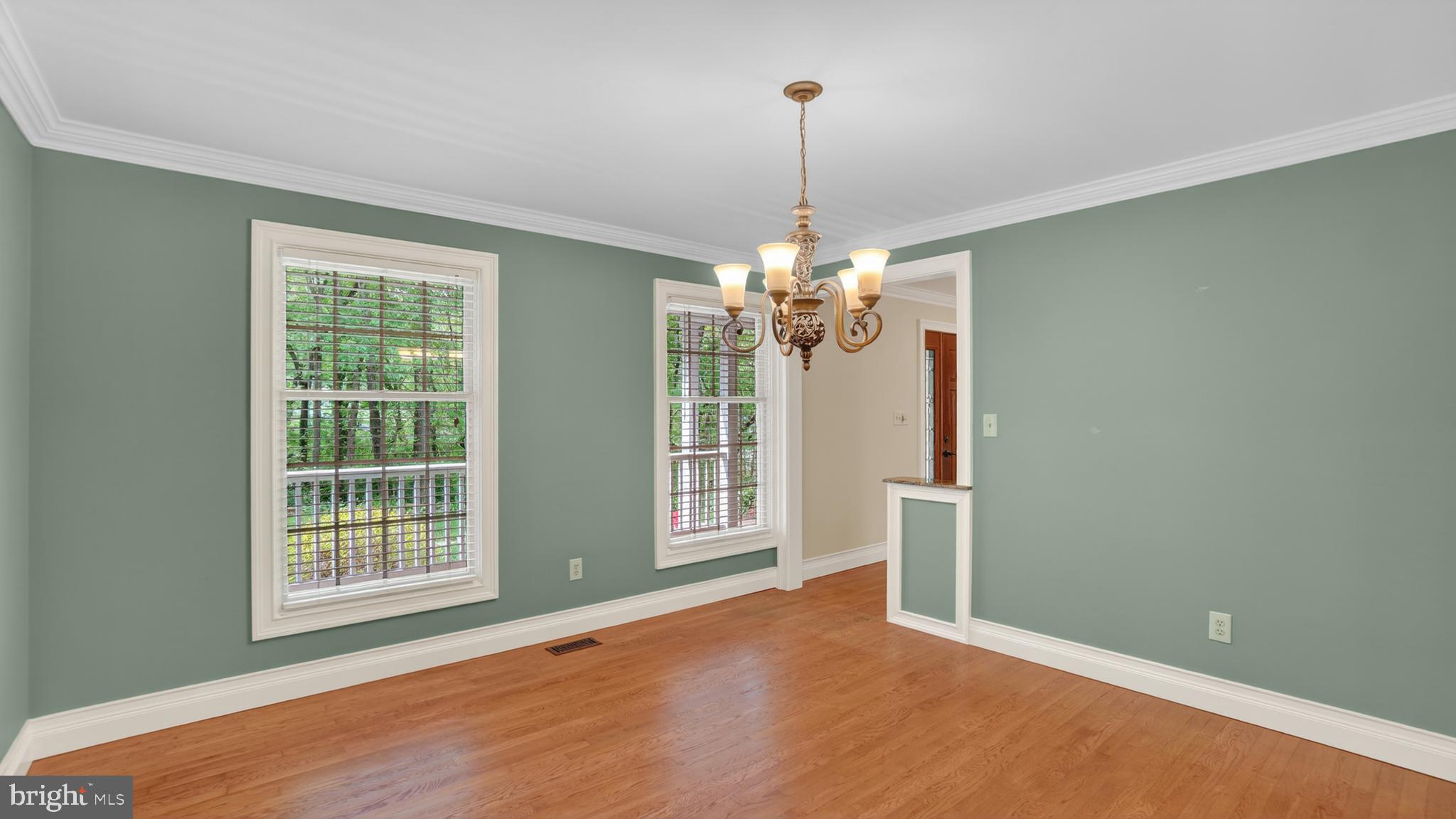 BAY COUNTRY - Residential