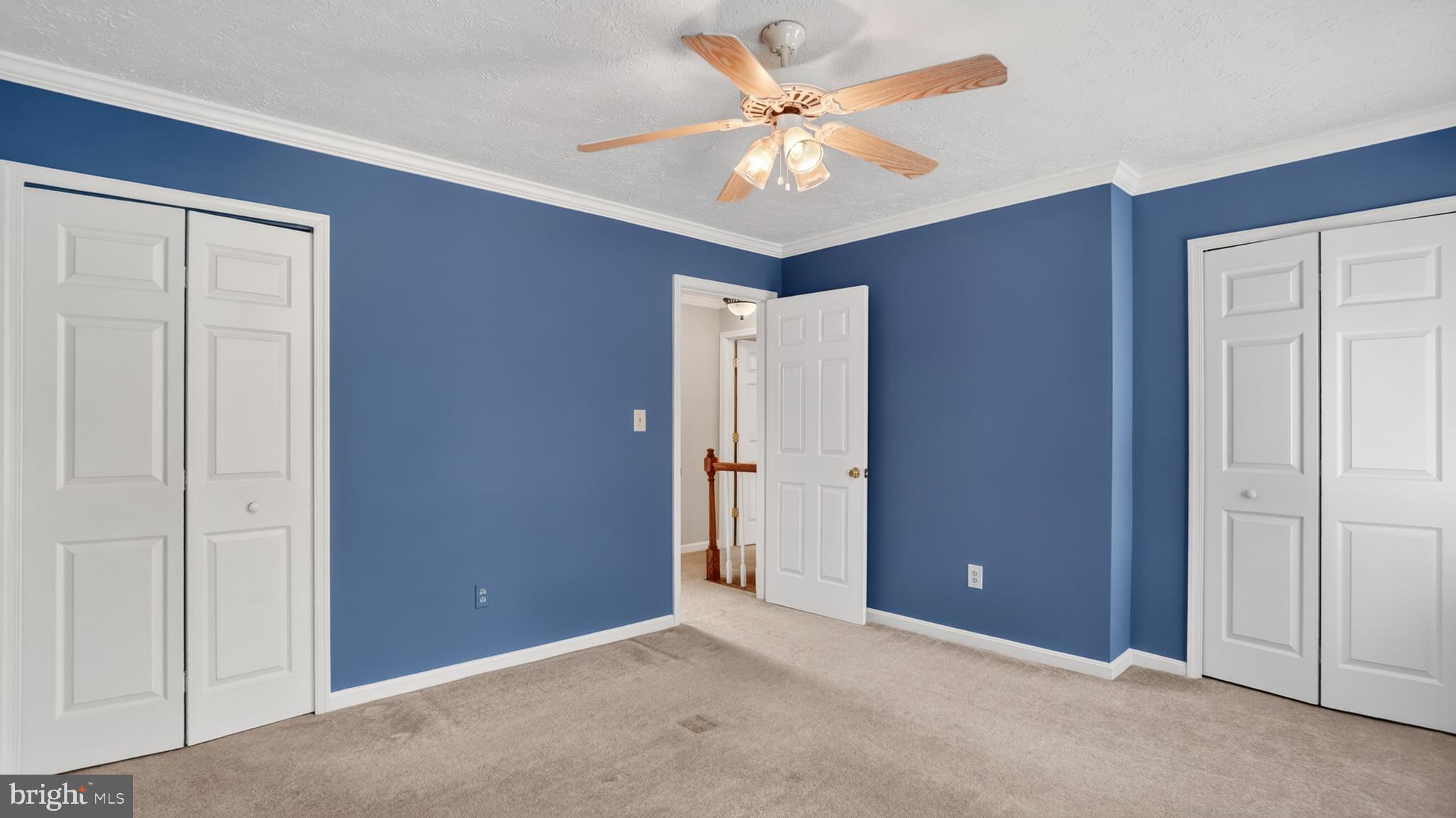 BAY COUNTRY - Residential