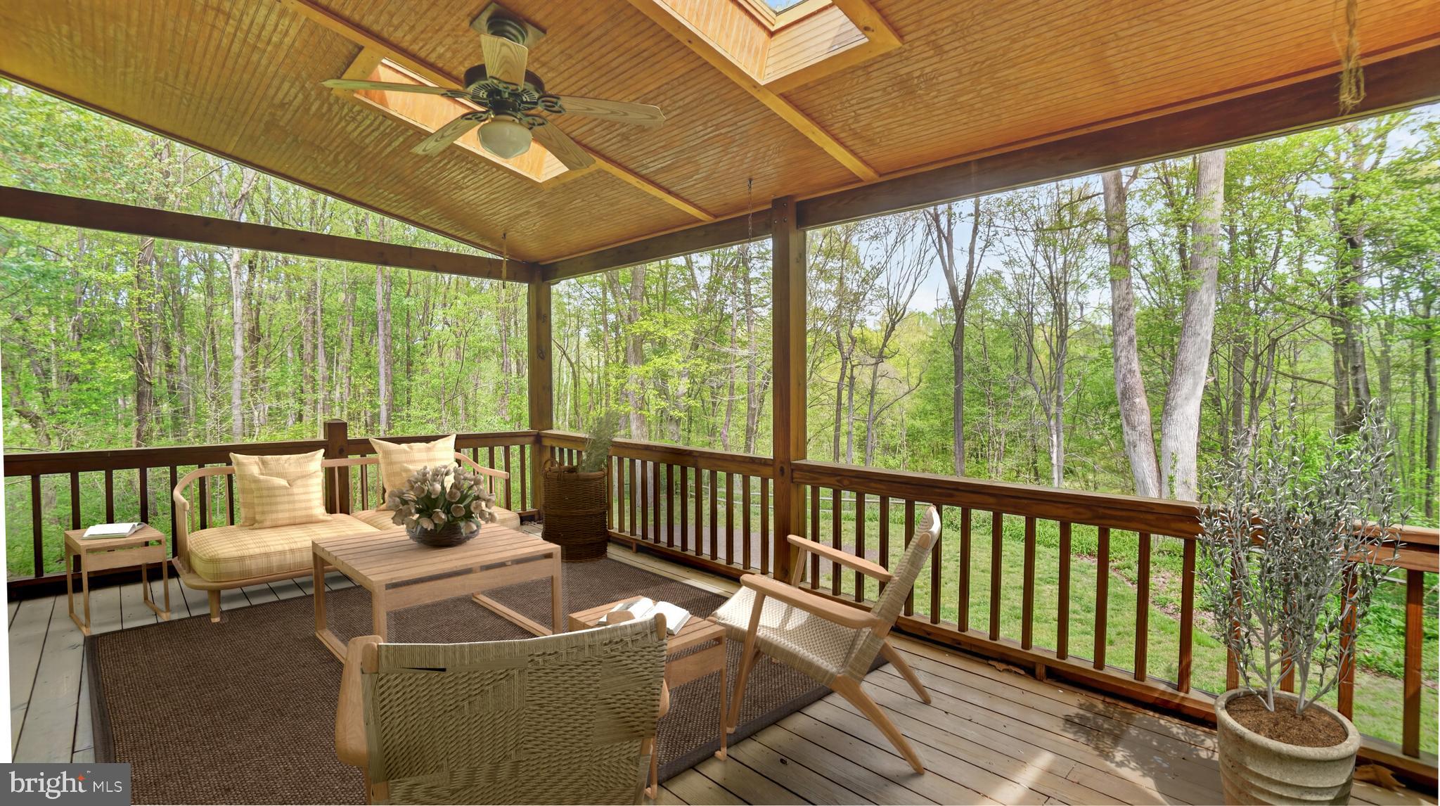 BAY COUNTRY - Residential