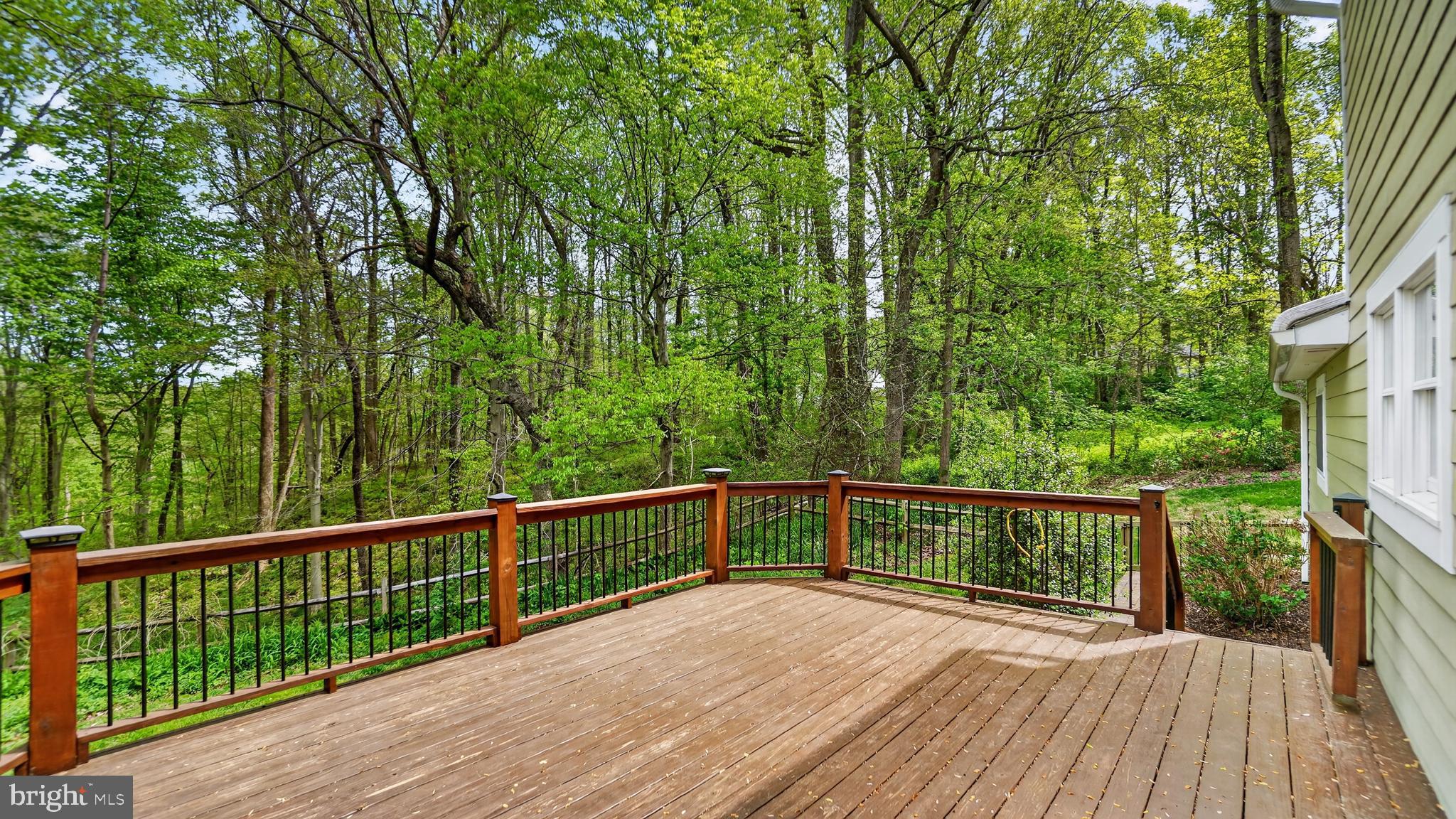 BAY COUNTRY - Residential