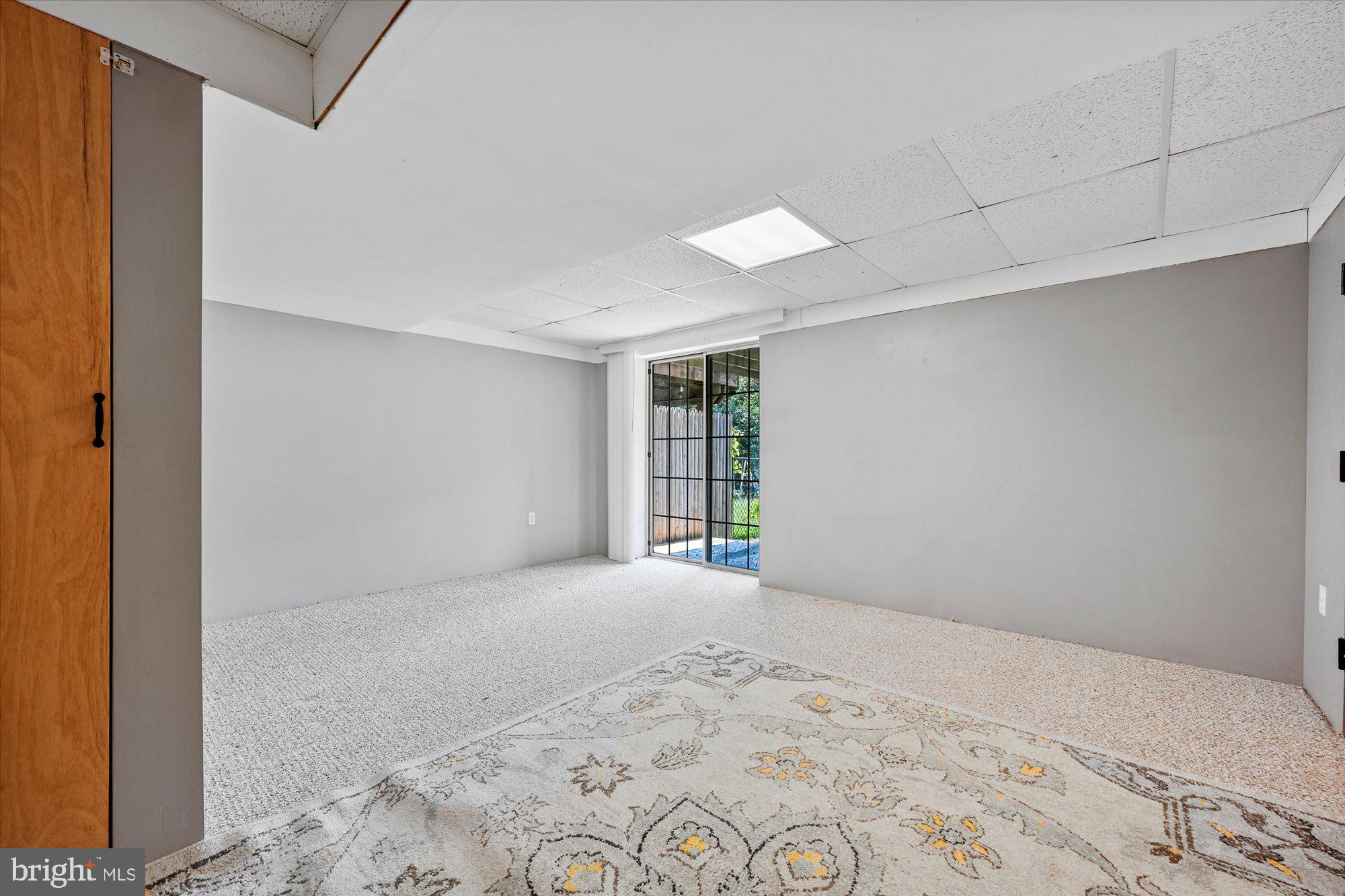 LONGWOOD SQUARE - Residential