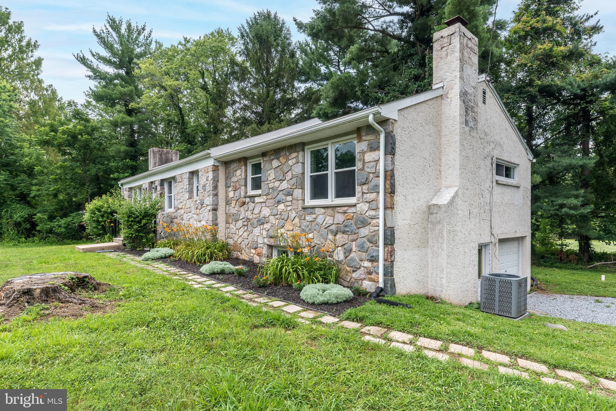 219 STONEY RUN ROAD