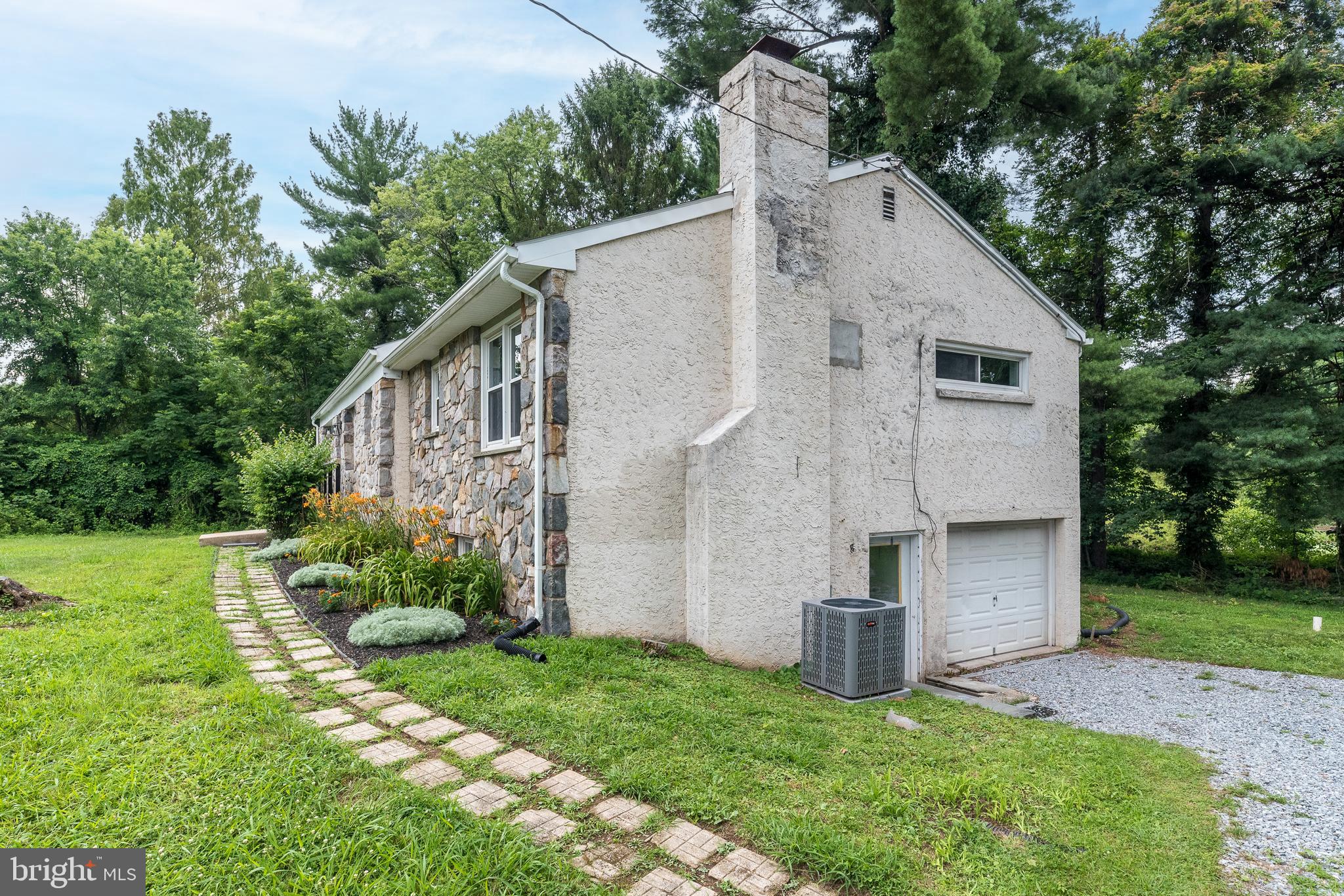 219 STONEY RUN ROAD