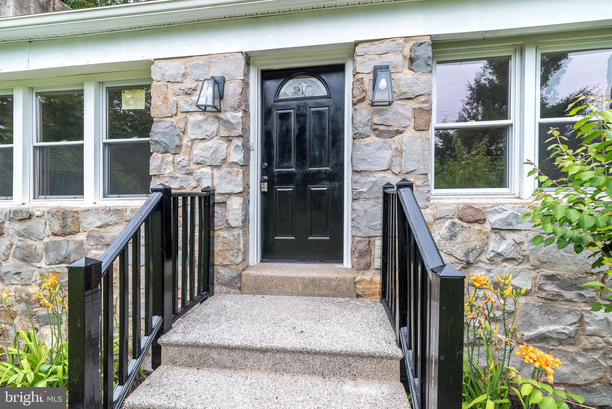219 STONEY RUN ROAD