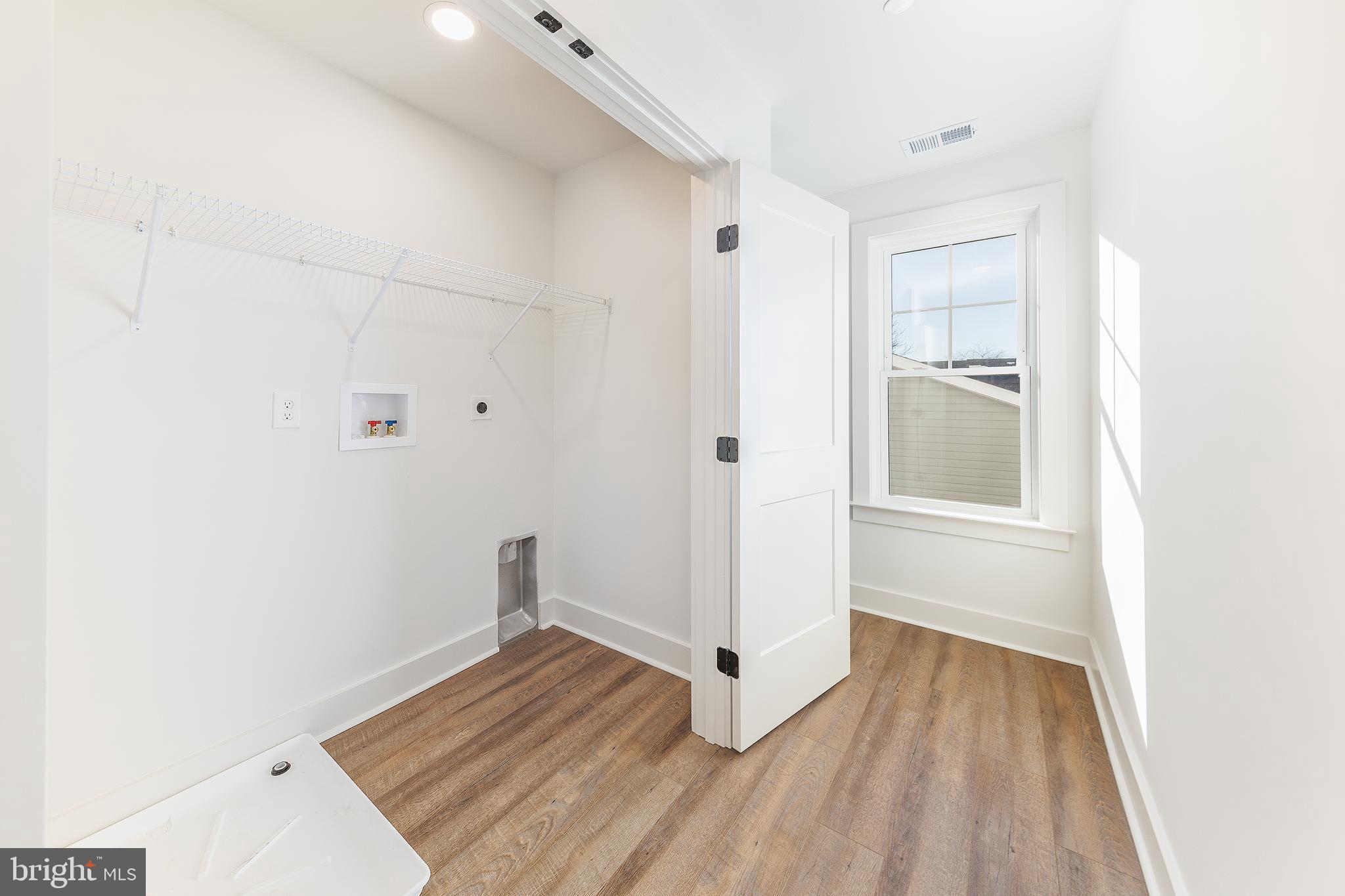 HARBOR VIEW - Residential