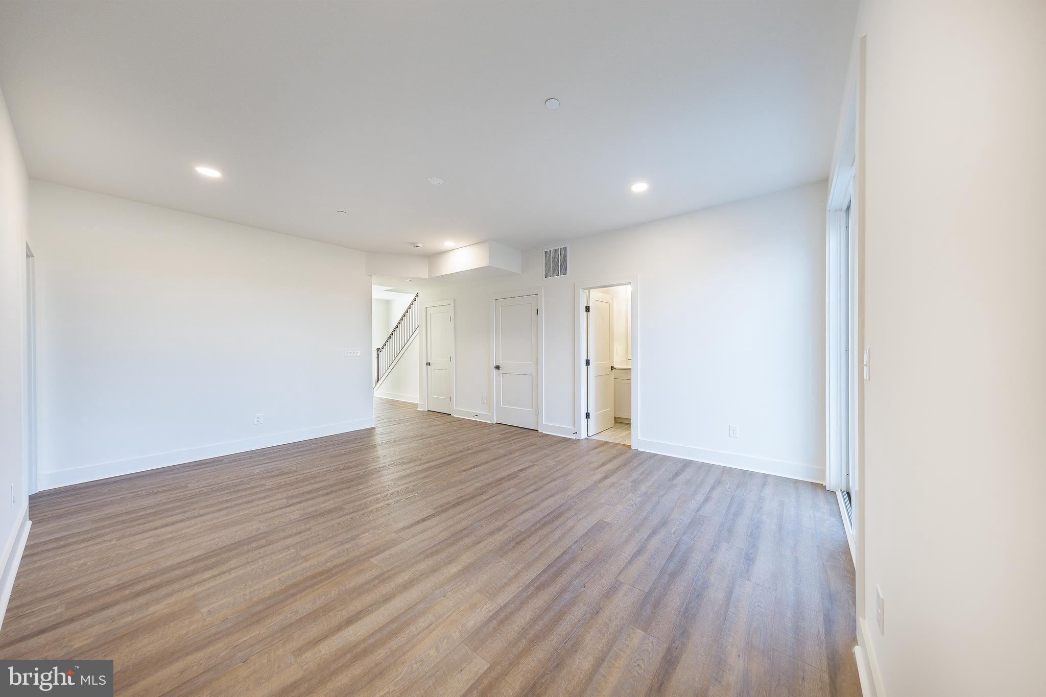 HARBOR VIEW - Residential